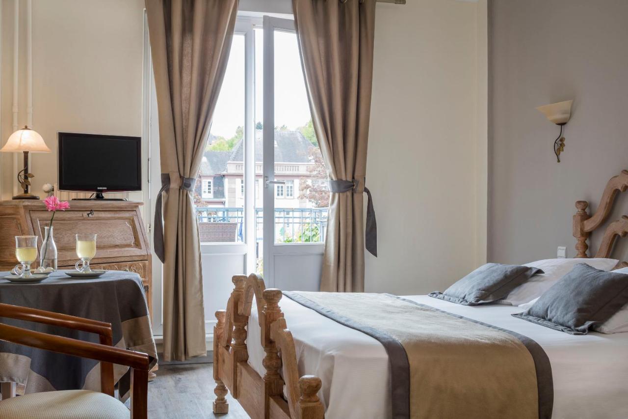 Hotel Restaurant Le Bristol ニーデルブロン・レ・バン エクステリア 写真